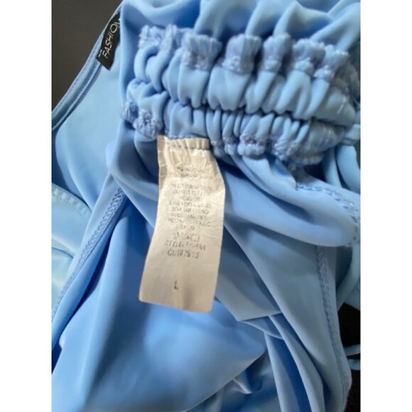 Light Blue Fashion Nova Wrap Top & Matching High-Waisted Leggings Set Size Large - Picture 4 of 5